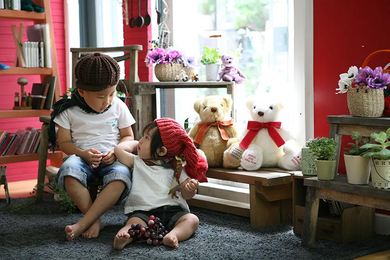 ウェイトベアと男の子と女の子